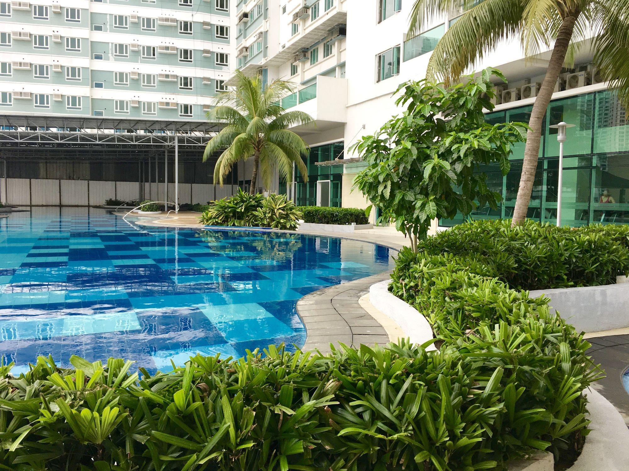 The Beacon Serviced Residences Makati City Екстериор снимка