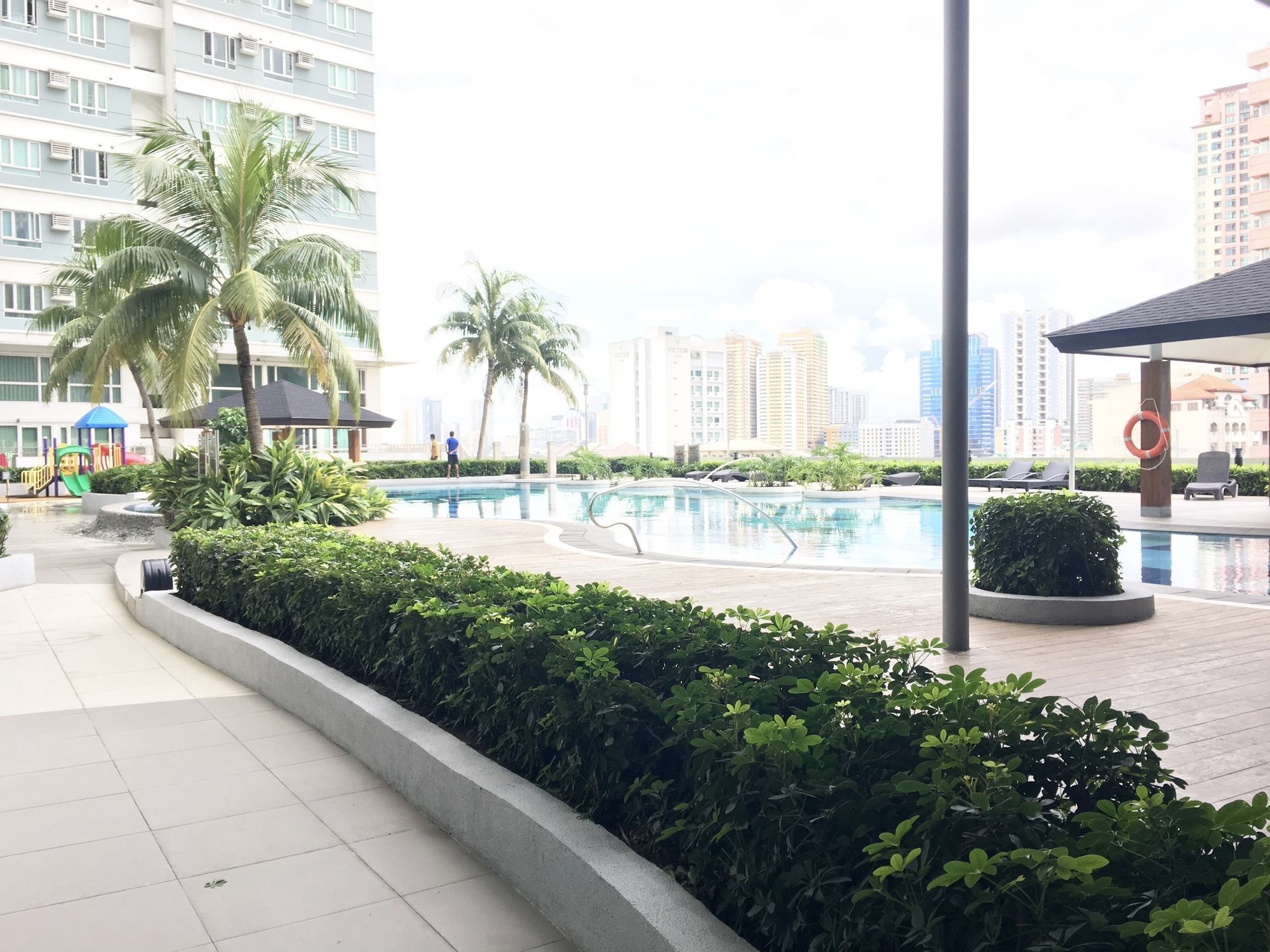 The Beacon Serviced Residences Makati City Екстериор снимка
